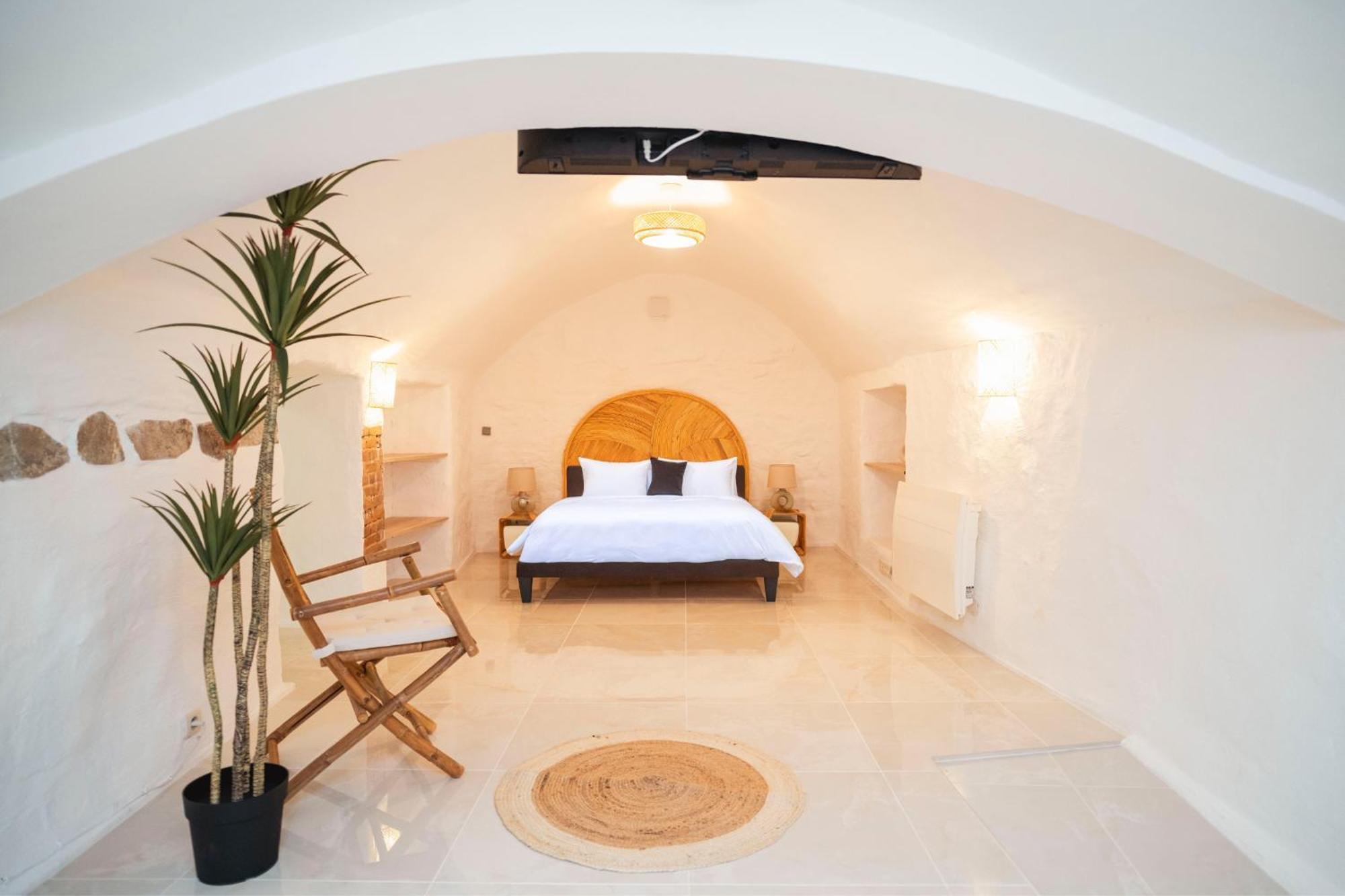 Le Temple D'Aphrodite, Appartement Avec Spa Vienne  Eksteriør bilde