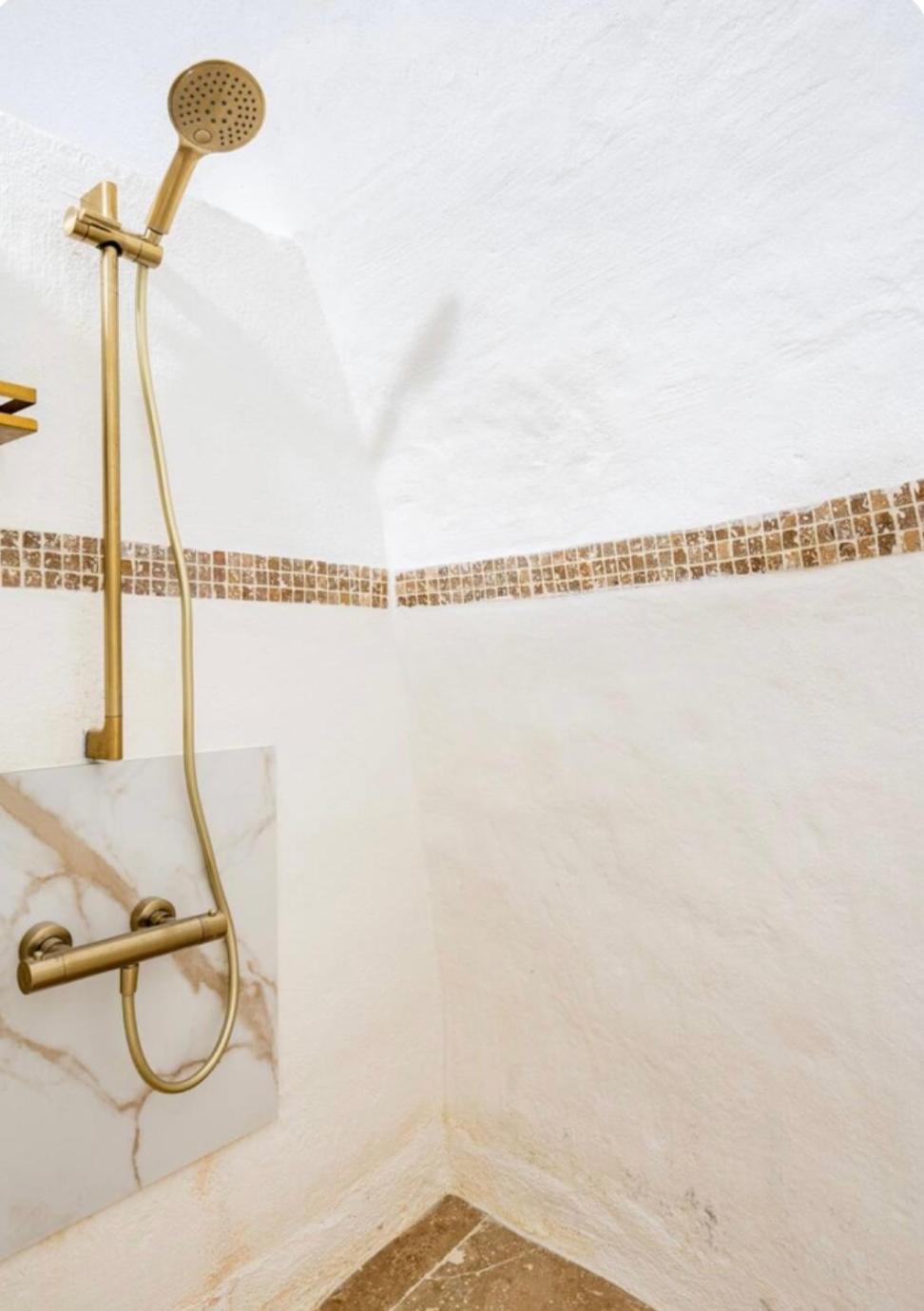 Le Temple D'Aphrodite, Appartement Avec Spa Vienne  Eksteriør bilde